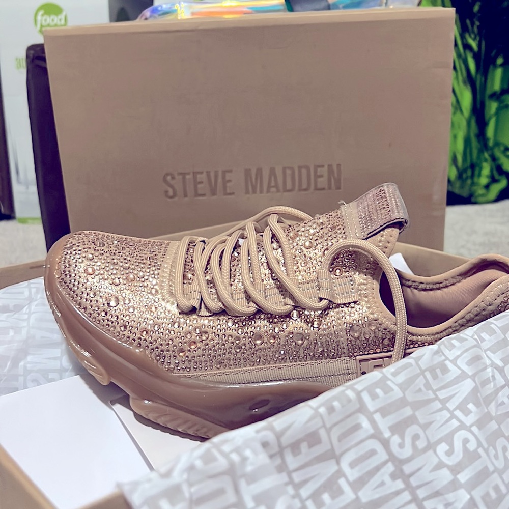 Steve Madden Maximas